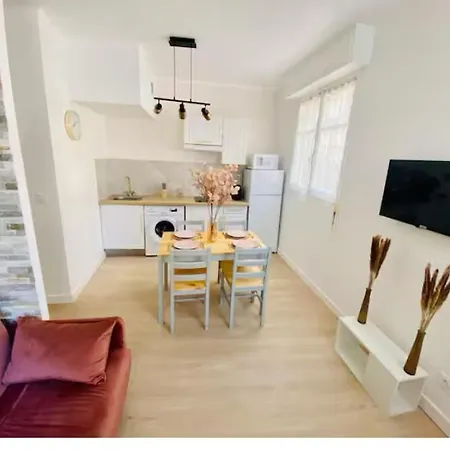 Apartment 2 Pieces Proche Port Et Gare *